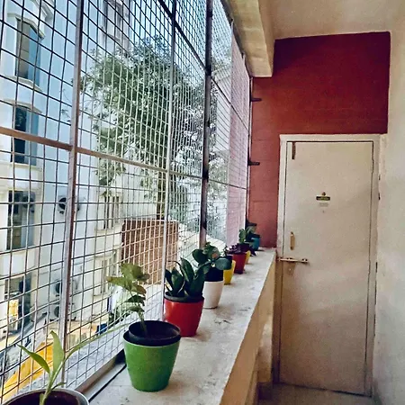 Shanthi Home Stay Puttaparthi Exterior photo